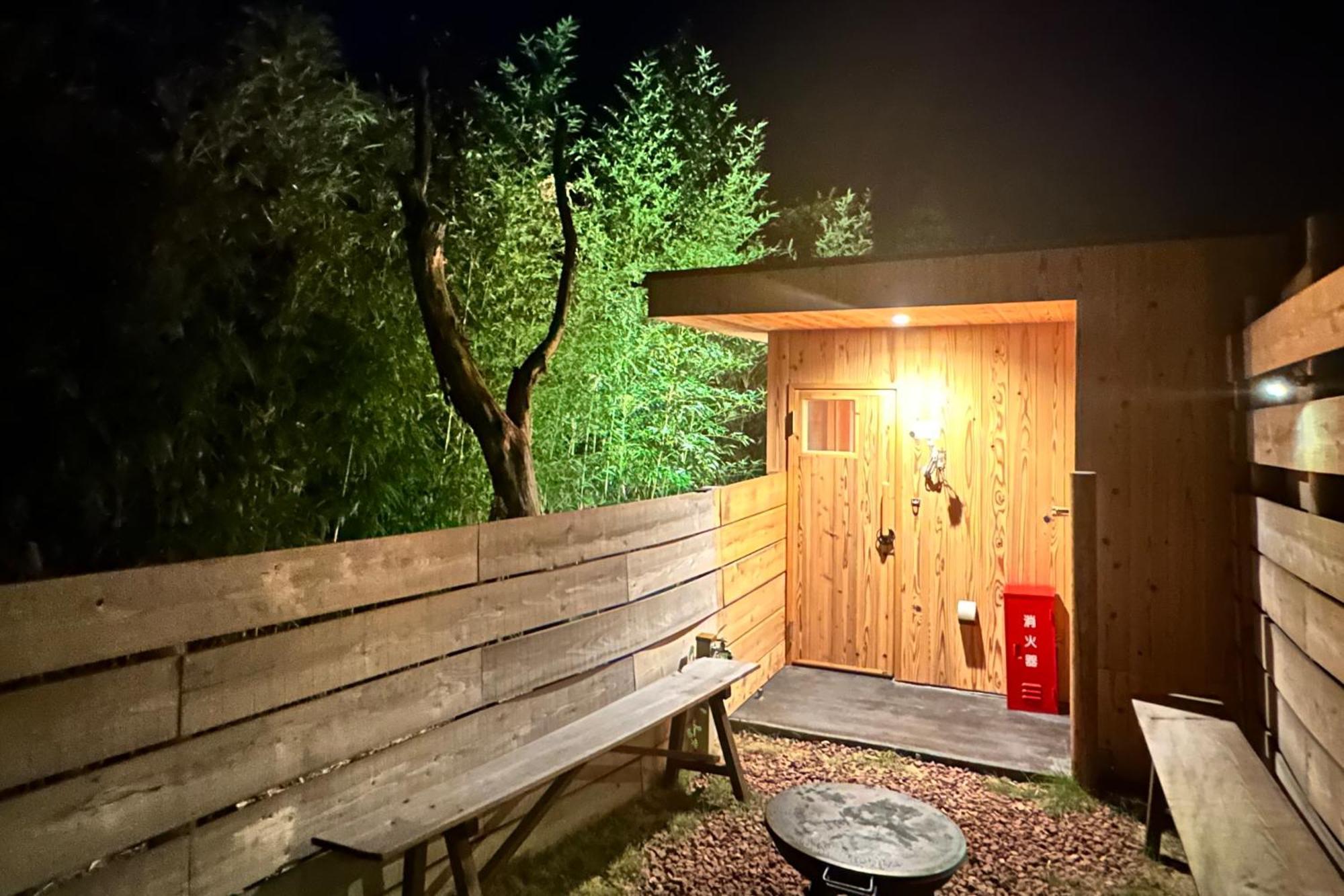 サウナとドッグラン付きのアンティーク古民家宿 Akiya Cornerstone Awaji Exteriör bild