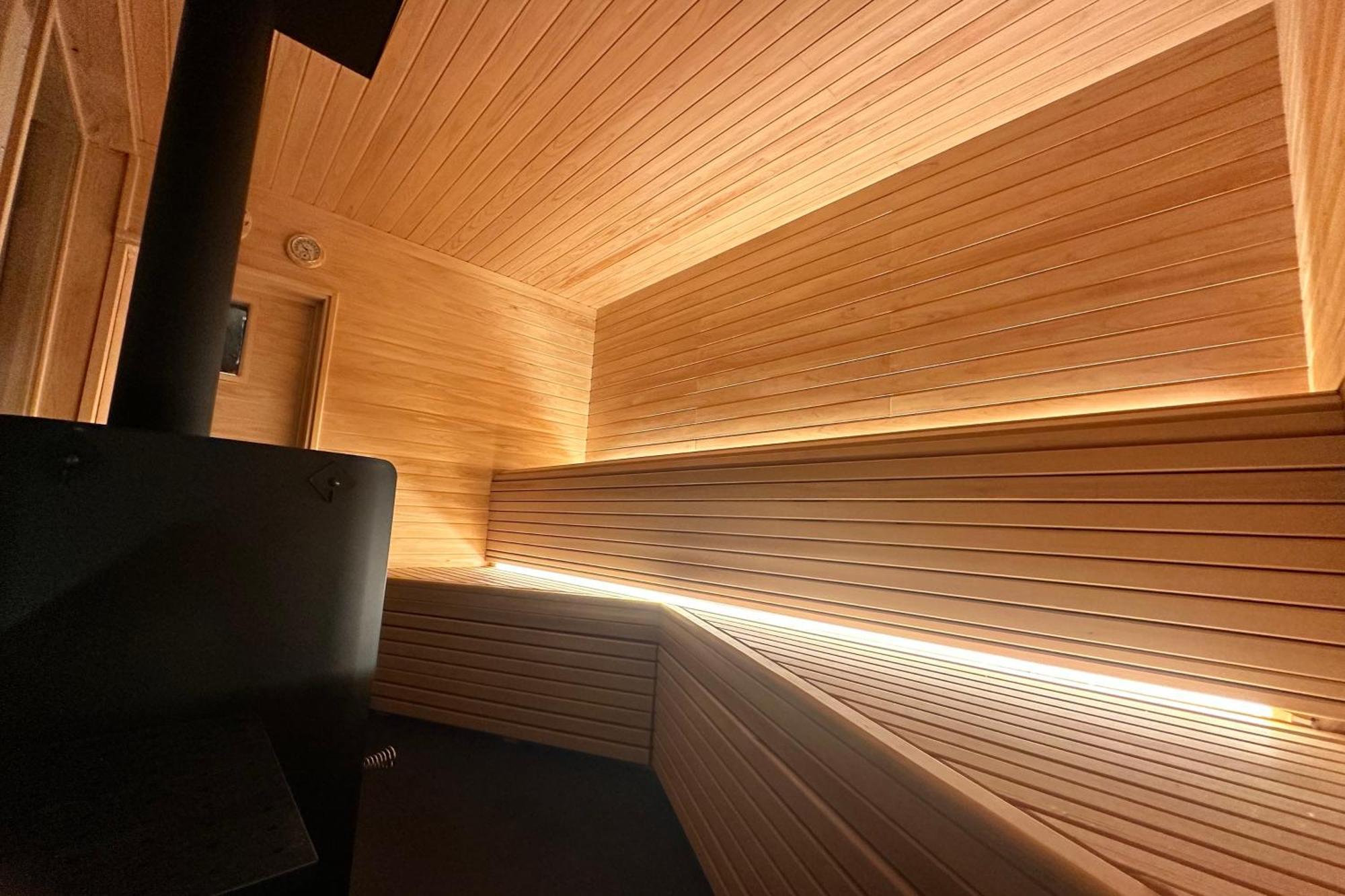 サウナとドッグラン付きのアンティーク古民家宿 Akiya Cornerstone Awaji Exteriör bild